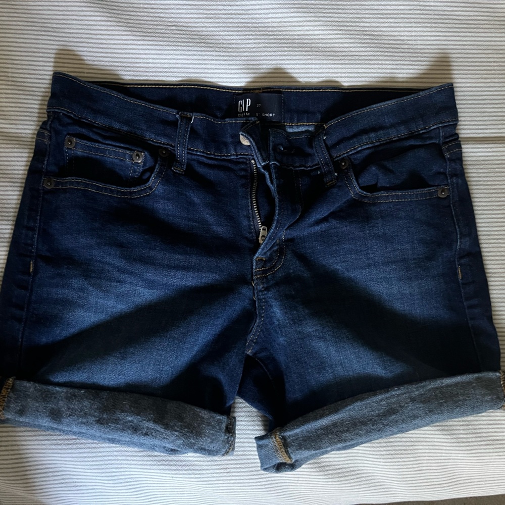 GAP women’s Dark Blue Denim Shorts